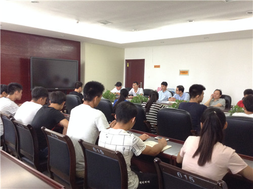 同学们,我听见了你的声音——我校举行“校长接待日”活动(1).jpg