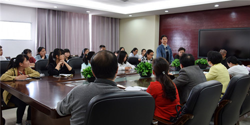 相知相爱相亲,共建和谐宜职――我校举行校长接待日活动(1).JPG