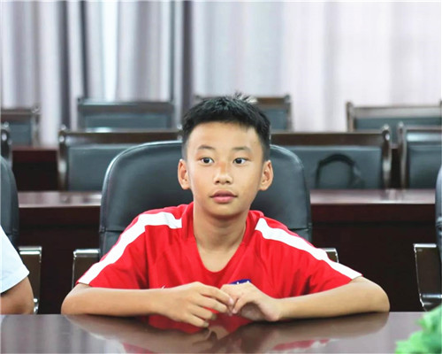 5黄鑫轲.jpg