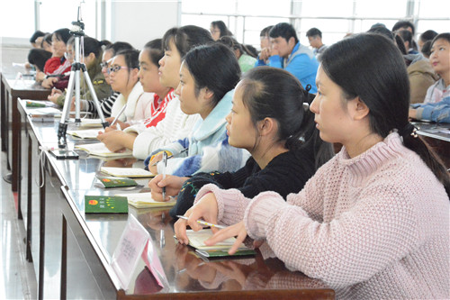 校团委举办2016年业余团校培训班(5).JPG