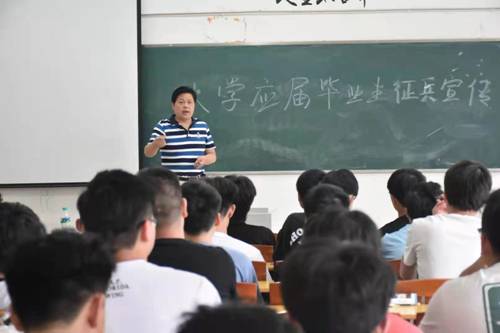 http://www.ycvc.jx.cn/__local/6/6D/AD/BABBACD404A9CF9EB4F9FBB4CEC_0F5E87FF_1C39A.jpg