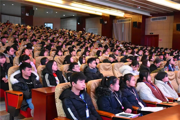 微团课大赛不忘初心跟党走,青春宜职立潮(3).jpg