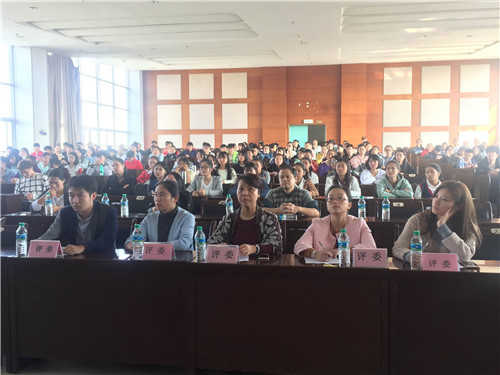 洋溢青春梦•绽放我光彩——我校举行第六届社团文化艺术节之社团风采大赛暨闭幕式(1).jpg
